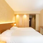 Best Western Hôtel Le Paradou Avignon Sud.