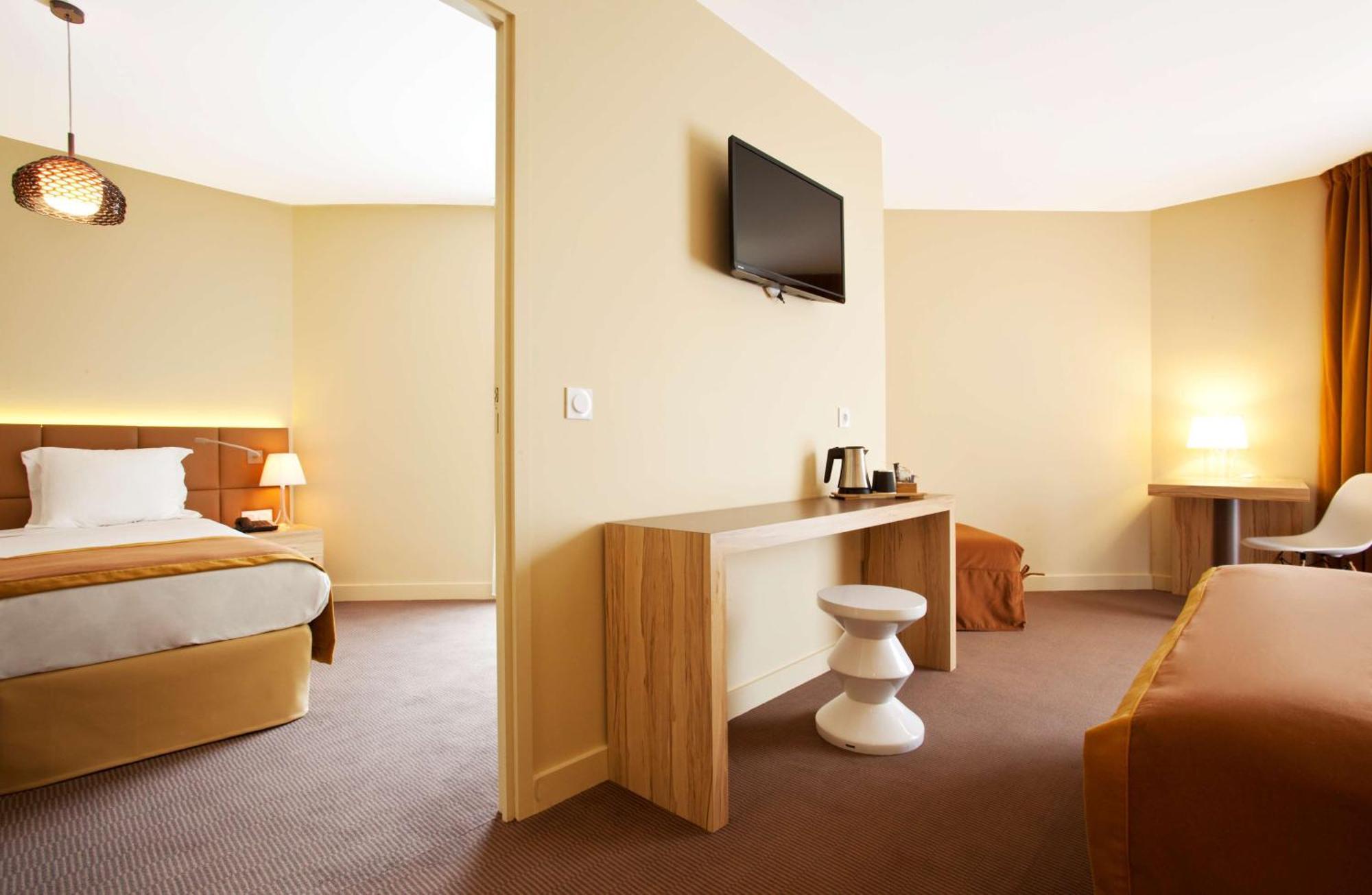 Western Le Paradou Sud. 3* Avignon